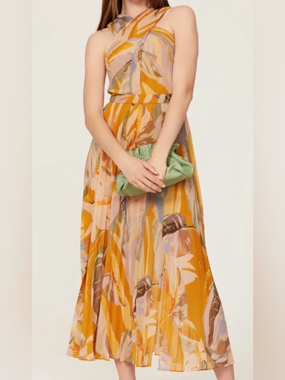 Ted Baker Ansa Pleated Dress
Yellow Floral Maxi Dress with Draped Bodice - Picture 4 of 13